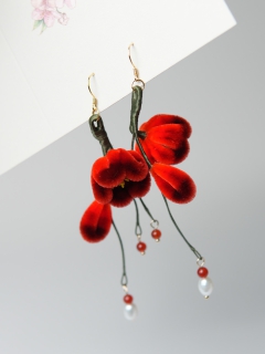 【条码价：】秀梅耳环250700071