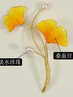 【条码价：88】雅杏胸针250700069